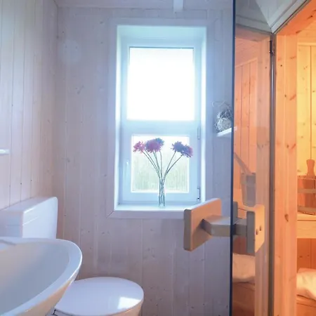 Strandpark 15 * Schönhagen